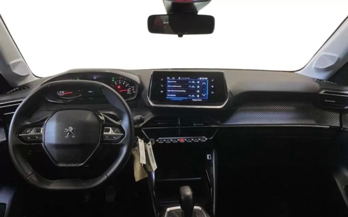 peugeot-208-2023-gasolina-1199cc