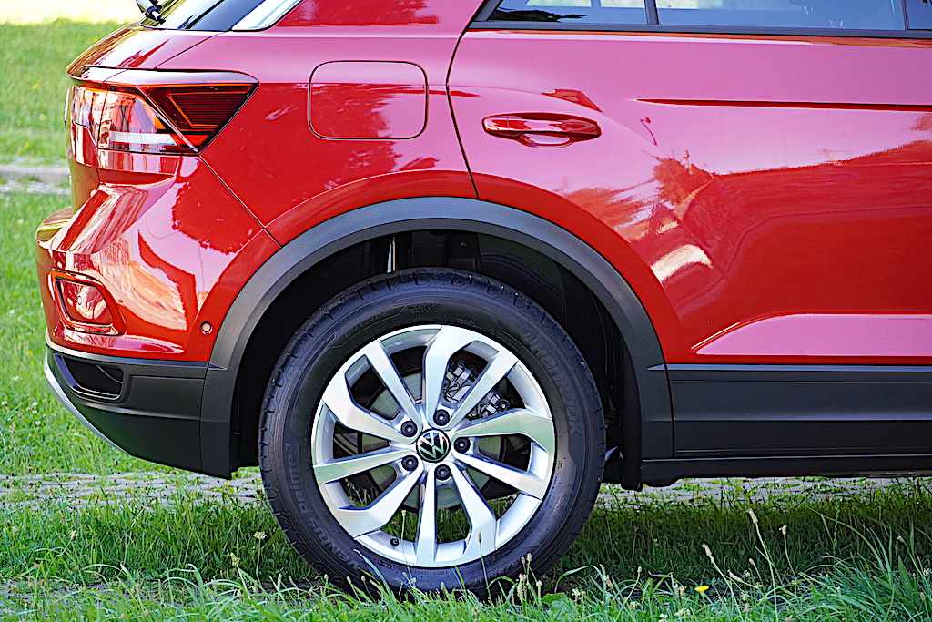 volkswagen-t-roc-1-5-tsi-2025-gasolina-1498cc
