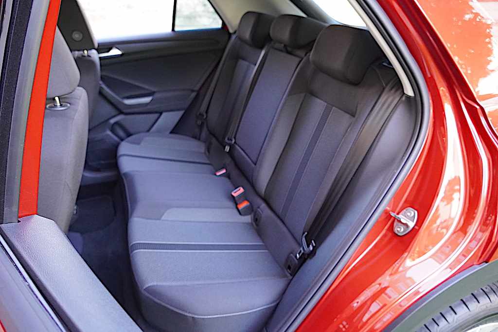volkswagen-t-roc-1-5-tsi-2025-gasolina-1498cc
