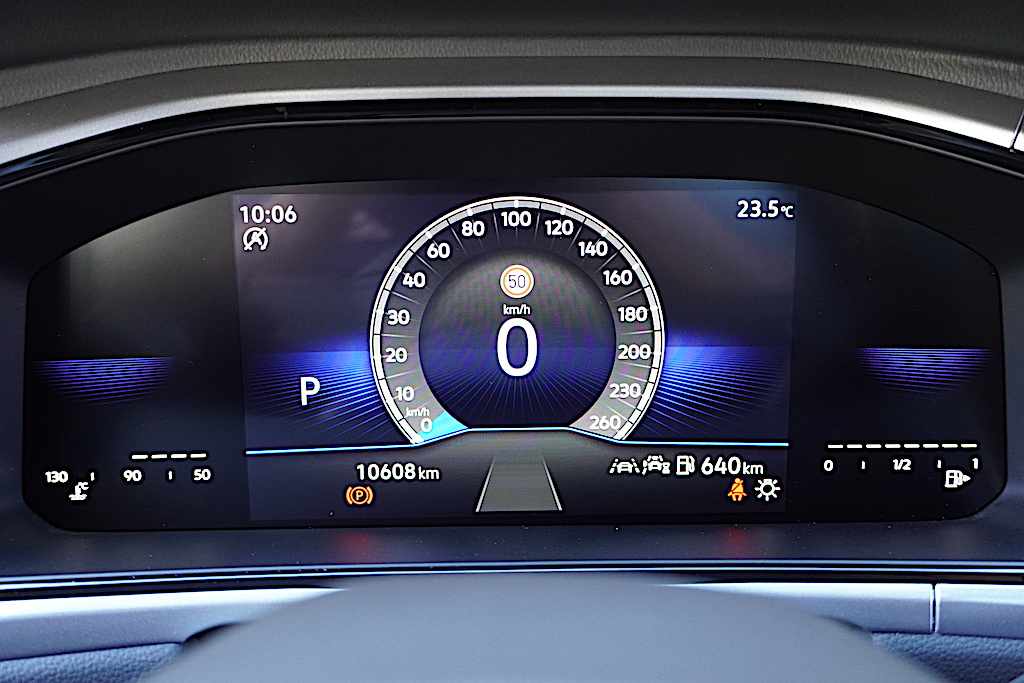 volkswagen-t-roc-1-5-tsi-2025-gasolina-1498cc