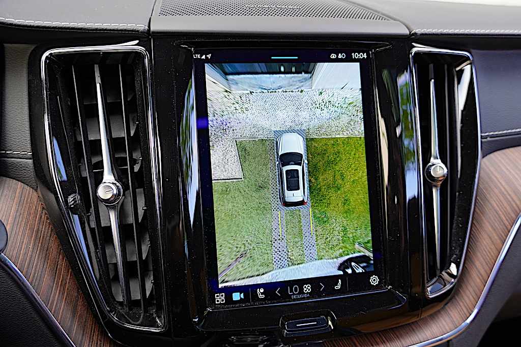 volvo-xc60-b4-2021-diesel-1969cc