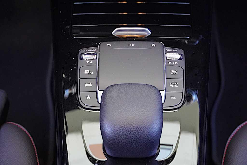 mercedes-benz-classe-a-a-250-e-2021-gasolina-1332cc