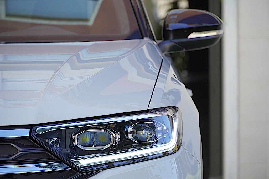 volkswagen-t-roc-1-0-tsi-2025-gasolina-999cc