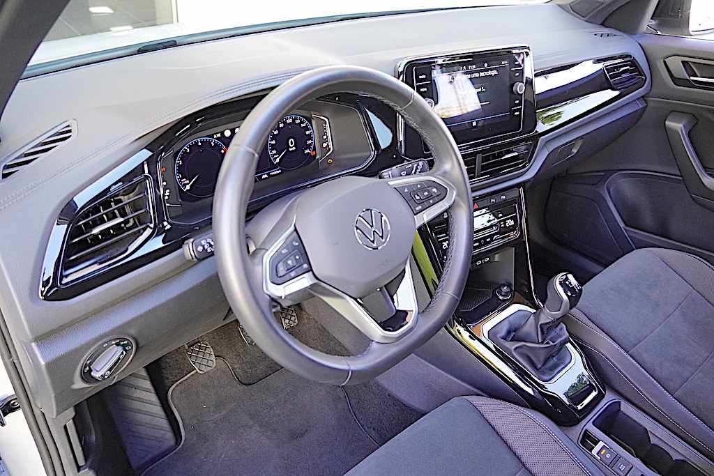 volkswagen-t-roc-1-0-tsi-2025-gasolina-999cc