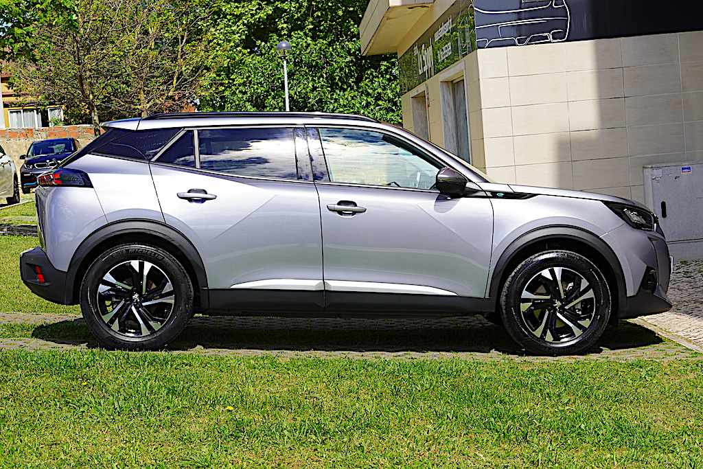 peugeot-2008-e-2008-2021-eletrico