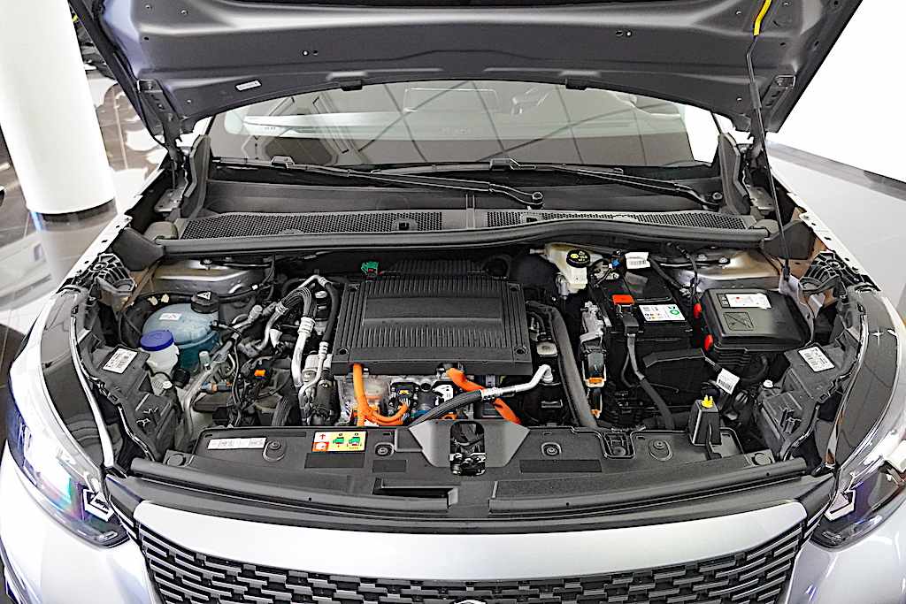 peugeot-2008-e-2008-2021-eletrico