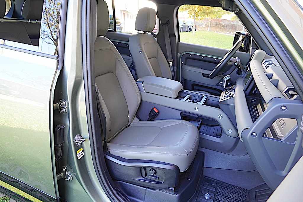 land-rover-defender-2024-hibrido-a-gasolina-1997cc