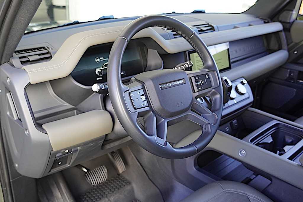 land-rover-defender-2024-hibrido-a-gasolina-1997cc