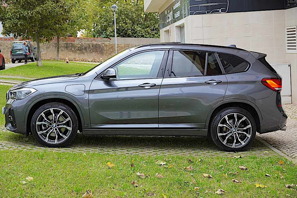 bmw-x1-2020-hibrido-a-gasolina-1499cc