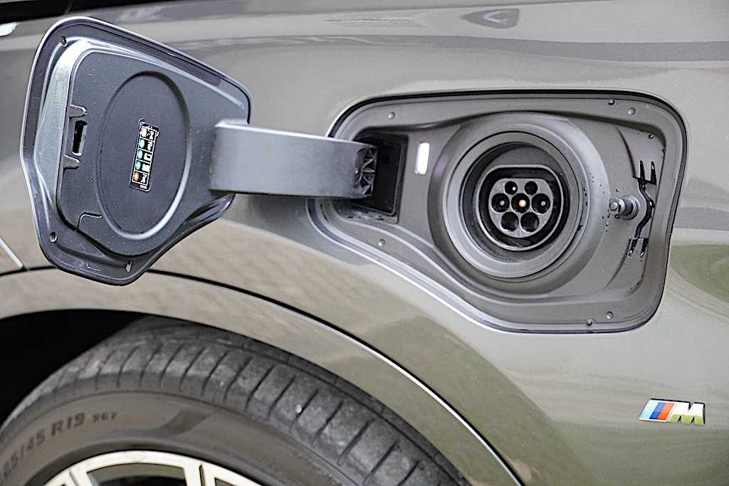 bmw-x1-2020-hibrido-a-gasolina-1499cc