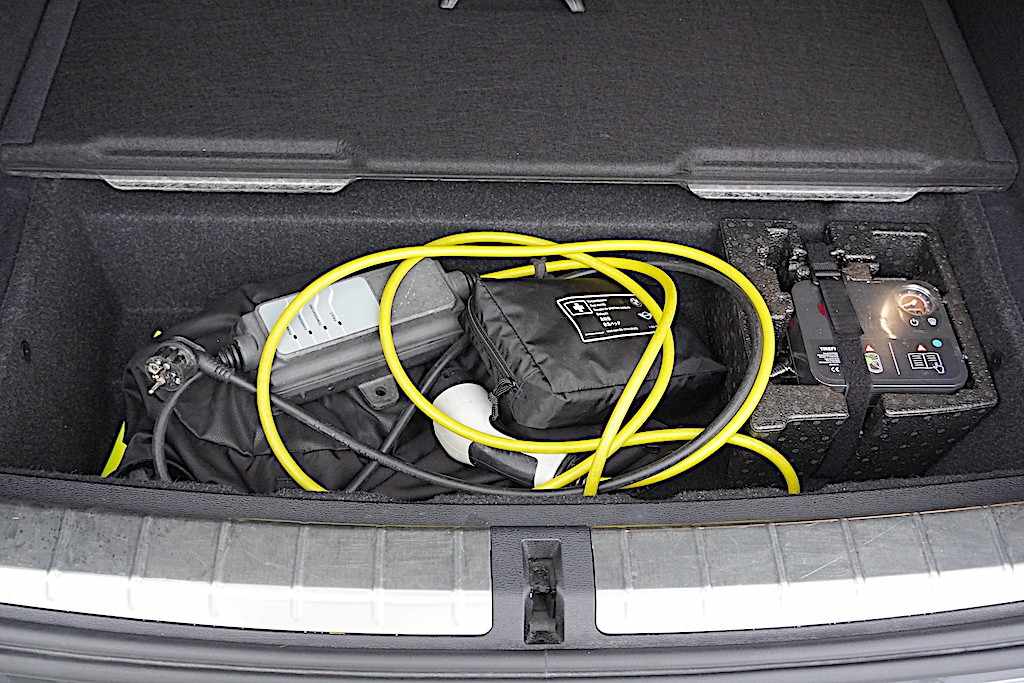 bmw-x1-2020-hibrido-a-gasolina-1499cc