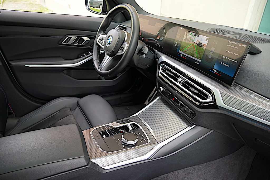 bmw-serie-3-330e-xdrive-2023-hibrido-plug-in-1998cc