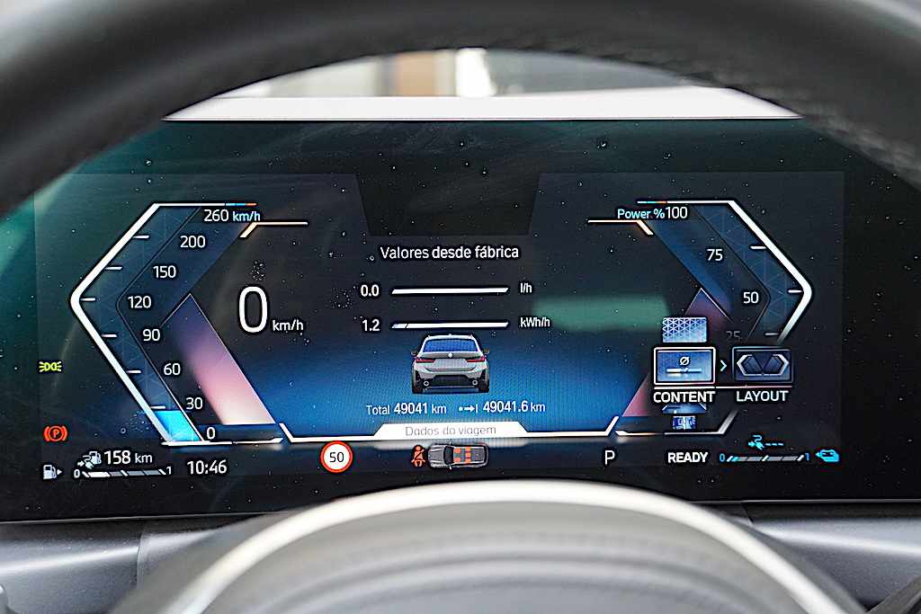 bmw-serie-3-330e-xdrive-2023-hibrido-plug-in-1998cc