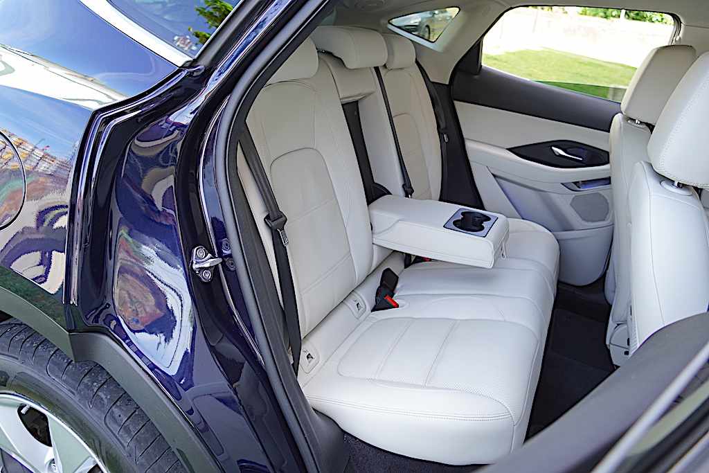 jaguar-e-pace-p160-mhev-2021-gasolina-1498cc