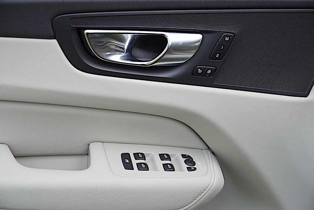 volvo-xc60-polestar-t6-2-0-awd-2022-gasolina-1969cc