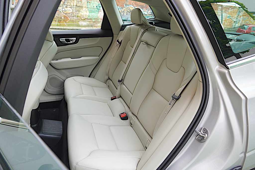volvo-xc60-polestar-t6-2-0-awd-2022-gasolina-1969cc