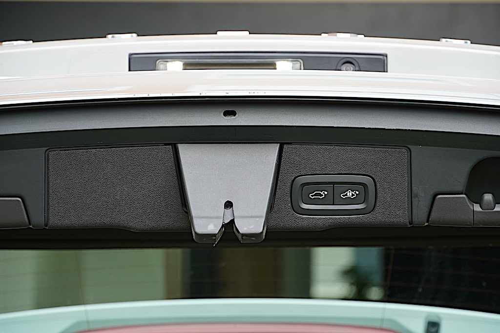 volvo-xc60-polestar-t6-2-0-awd-2022-gasolina-1969cc