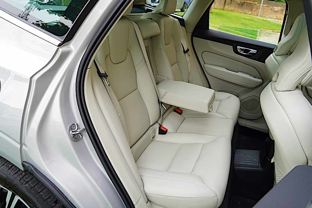 volvo-xc60-polestar-t6-2-0-awd-2022-gasolina-1969cc