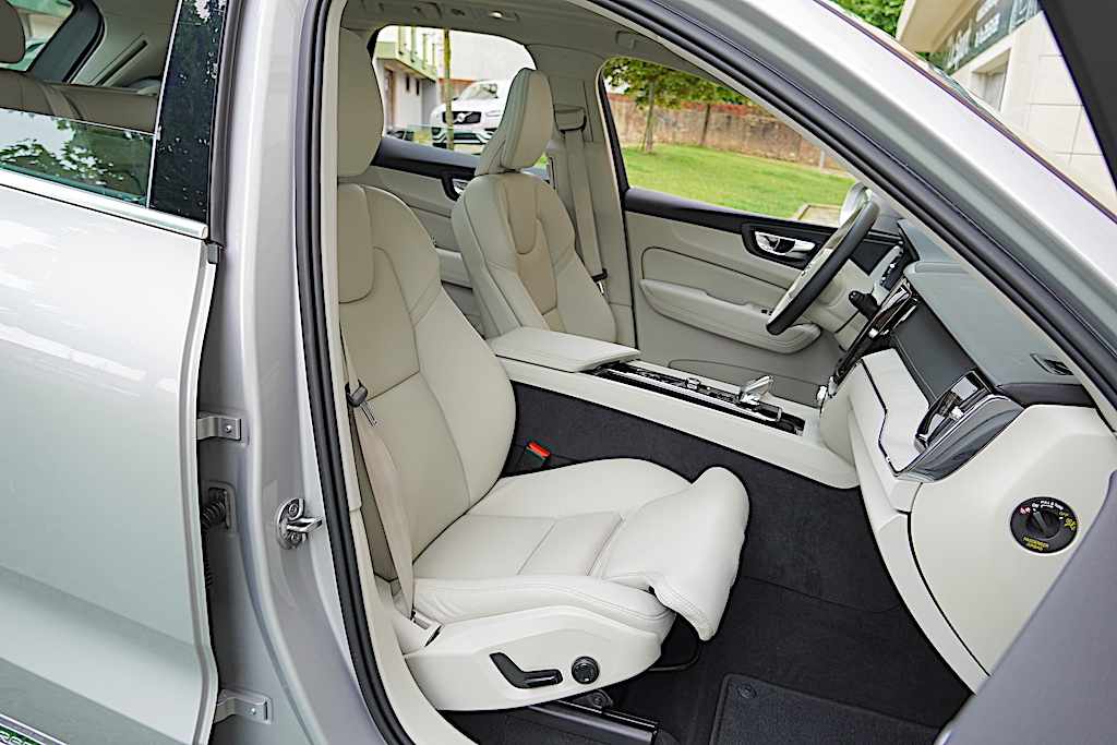 volvo-xc60-polestar-t6-2-0-awd-2022-gasolina-1969cc