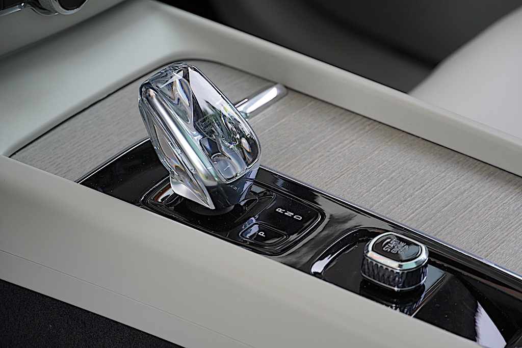 volvo-xc60-polestar-t6-2-0-awd-2022-gasolina-1969cc