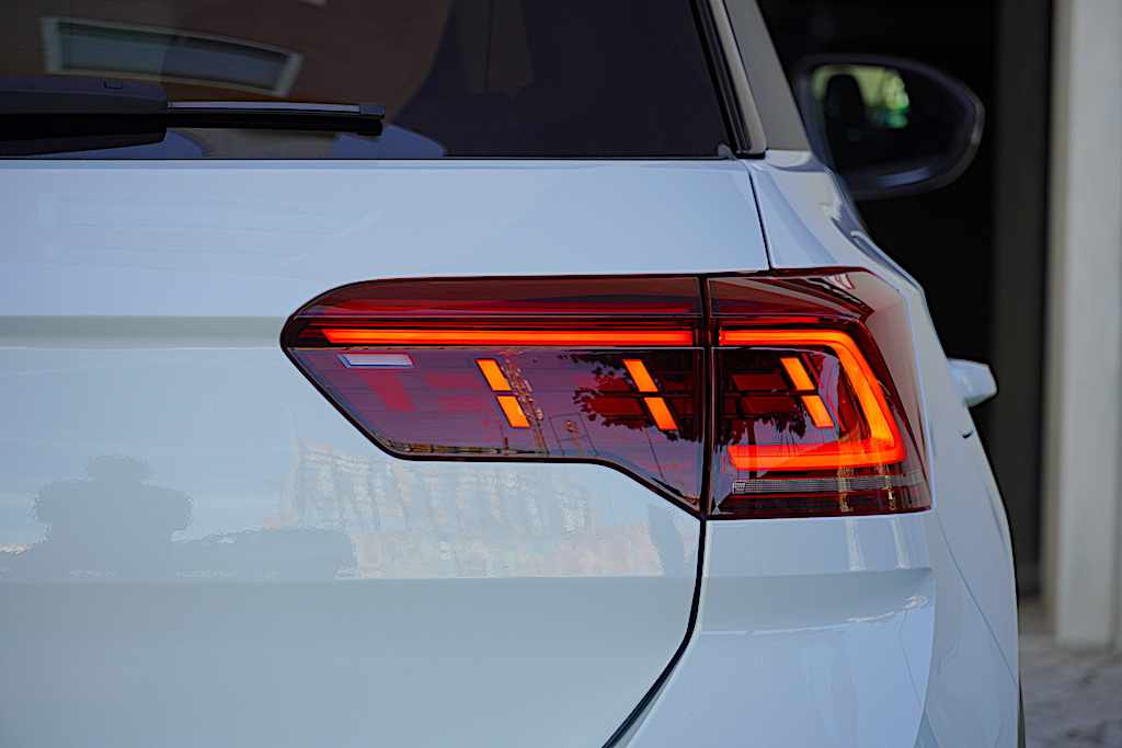 volkswagen-t-roc-1-5-tsi-2025-gasolina-1498cc