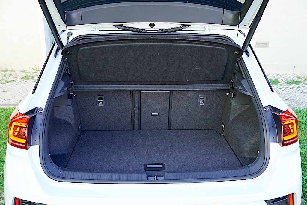 volkswagen-t-roc-1-5-tsi-2025-gasolina-1498cc