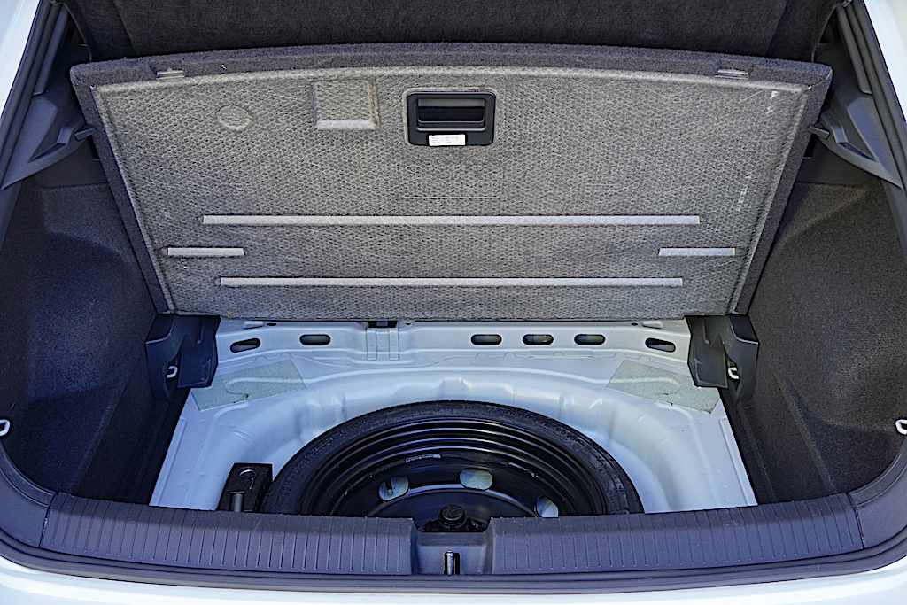 volkswagen-t-roc-1-5-tsi-2025-gasolina-1498cc