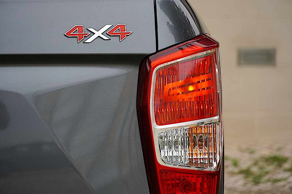 kgm-musso-2-2-e-xdi-4wd-2025-diesel-2157cc