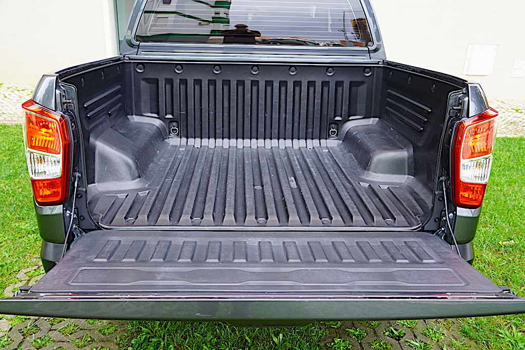 kgm-musso-2-2-e-xdi-4wd-2025-diesel-2157cc