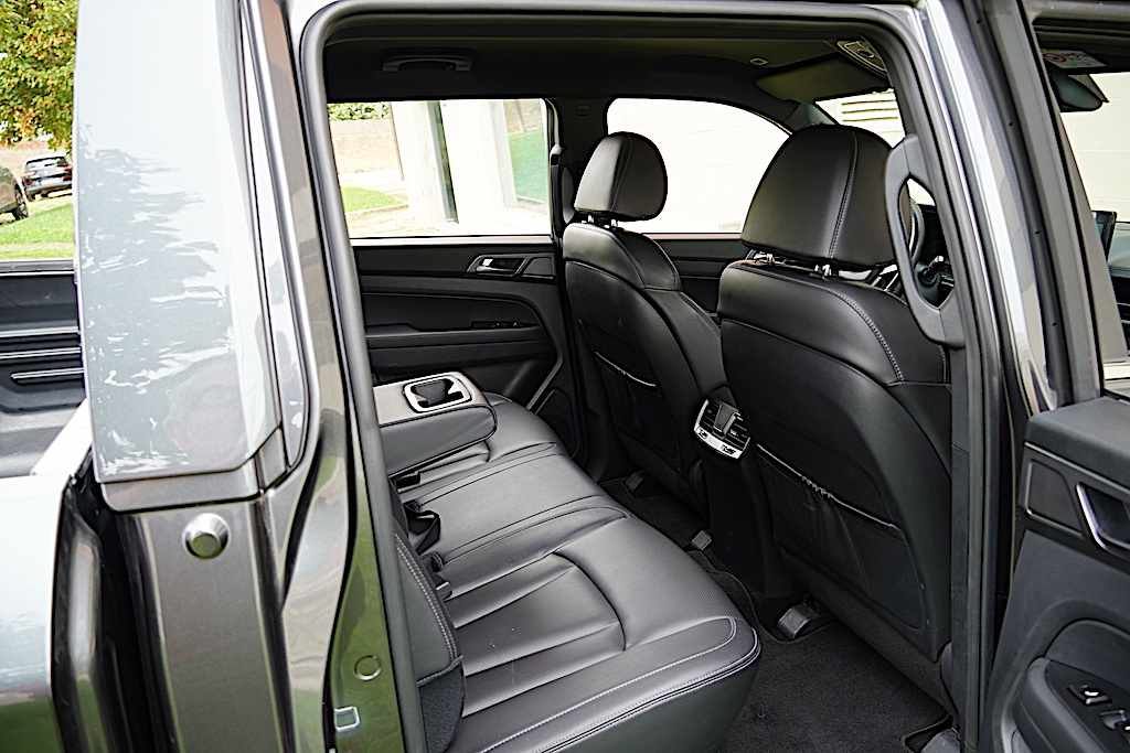 kgm-musso-2-2-e-xdi-4wd-2025-diesel-2157cc