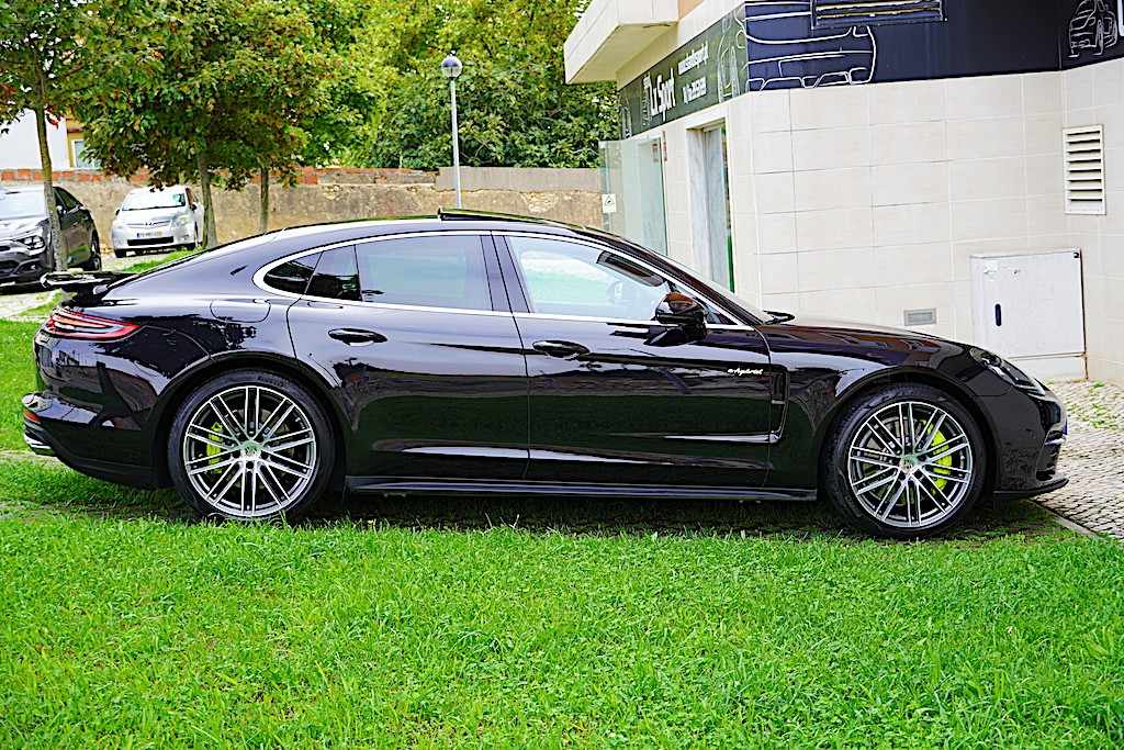 porsche-panamera-2020-hibrido-a-gasolina-2894cc