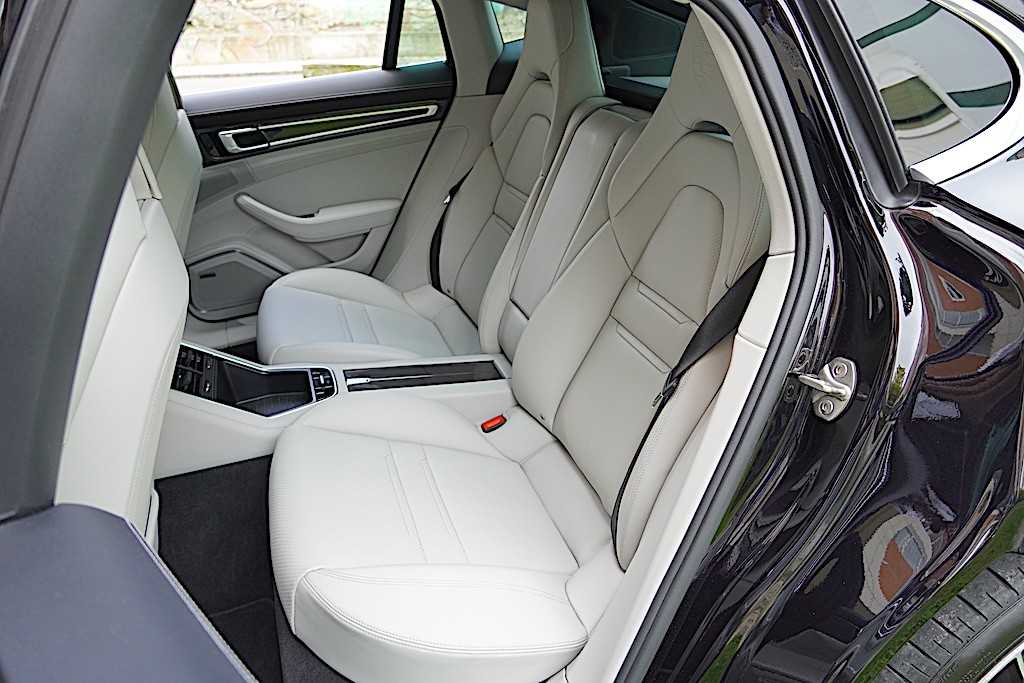 porsche-panamera-2020-hibrido-a-gasolina-2894cc