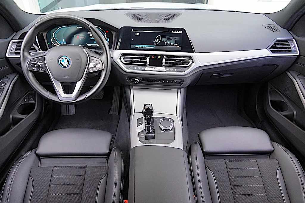 bmw-serie-3-2022-hibrido-a-gasolina-1998cc