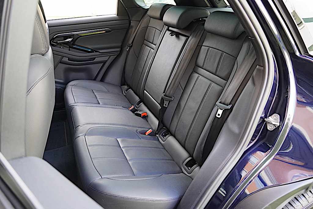 land-rover-range-rover-evoque-1-5-p160-mild-hybrid-2023-gasolina-1498cc