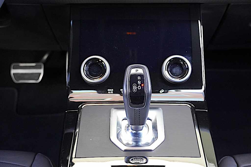 land-rover-range-rover-evoque-1-5-p160-mild-hybrid-2023-gasolina-1498cc