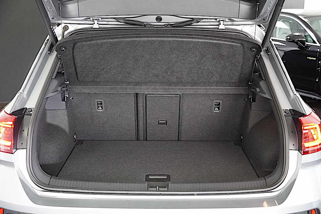 volkswagen-t-roc-2-0-tdi-2025-diesel-1968cc