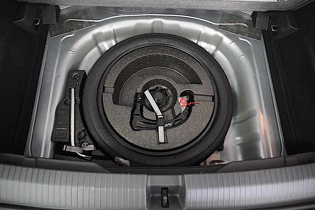 volkswagen-t-roc-2-0-tdi-2025-diesel-1968cc