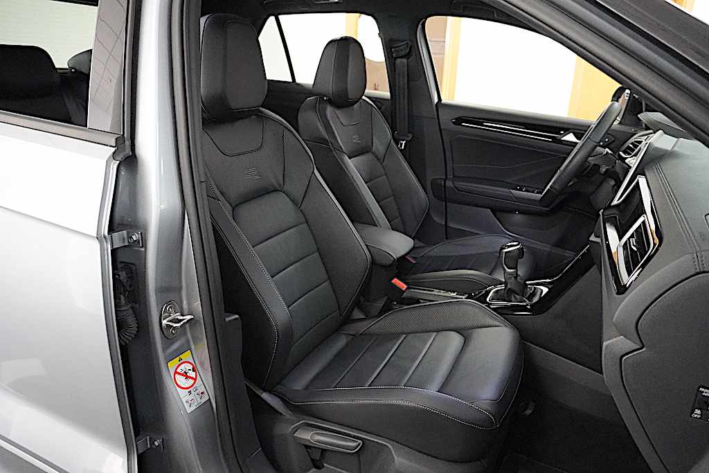 volkswagen-t-roc-2-0-tdi-2025-diesel-1968cc