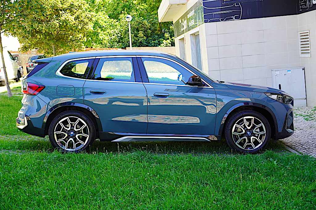 bmw-x1-xdrive30-e-2023-gasolina-1499cc