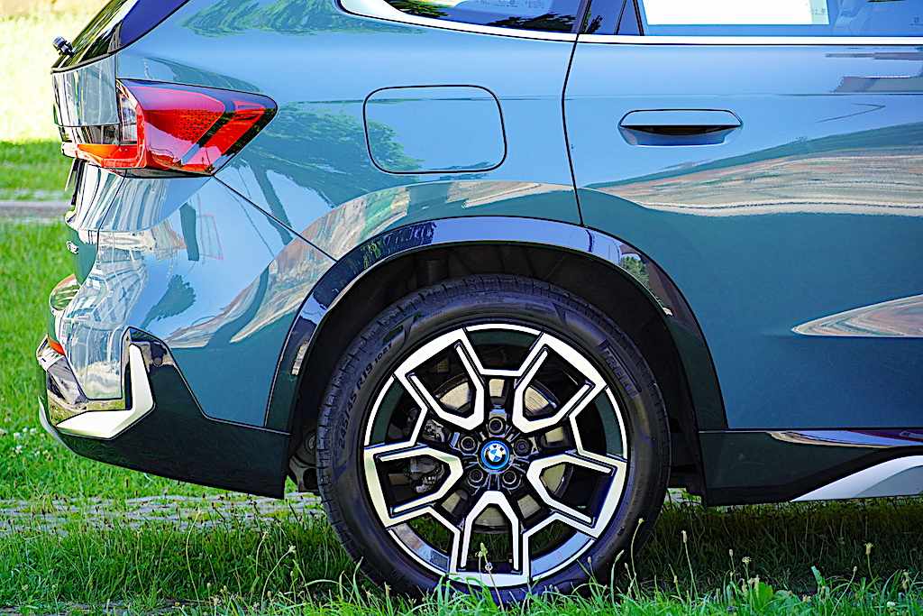 bmw-x1-xdrive30-e-2023-gasolina-1499cc