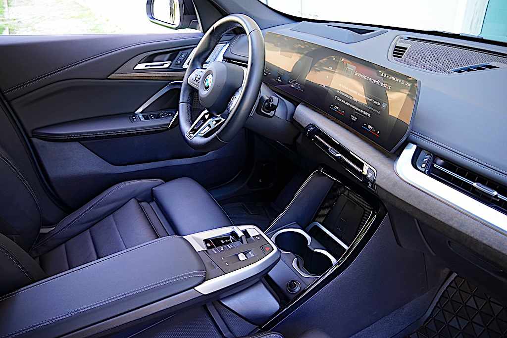 bmw-x1-xdrive30-e-2023-gasolina-1499cc