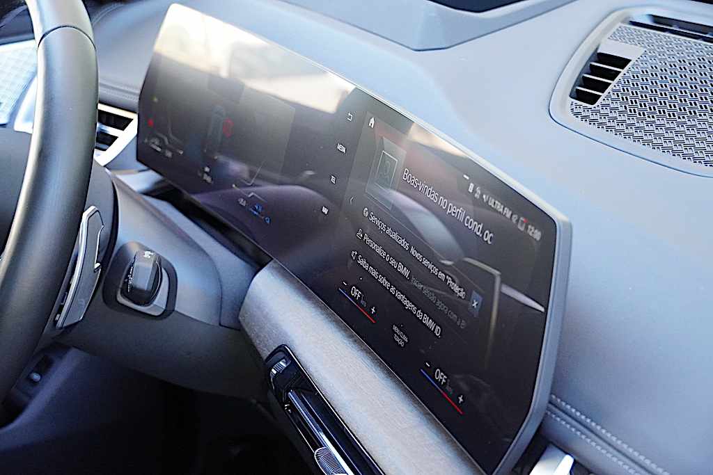 bmw-x1-xdrive30-e-2023-gasolina-1499cc