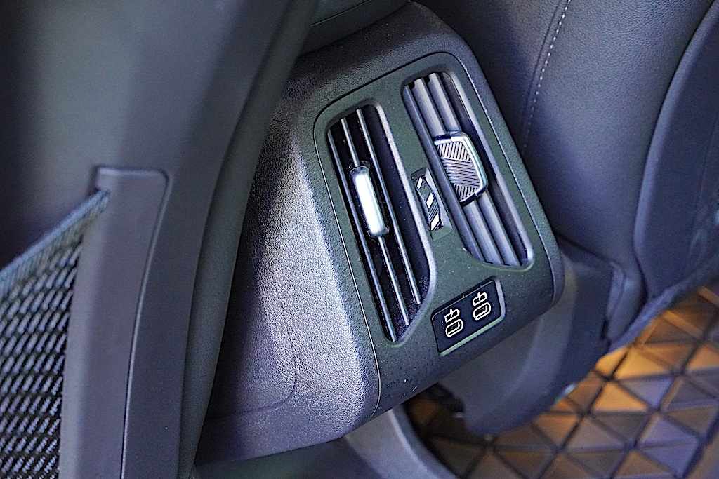 bmw-x1-xdrive30-e-2023-gasolina-1499cc