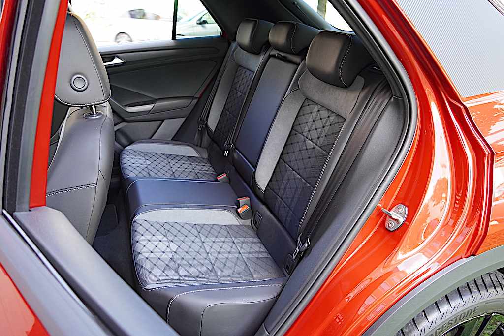 volkswagen-t-roc-2-0-tdi-2025-diesel-1968cc