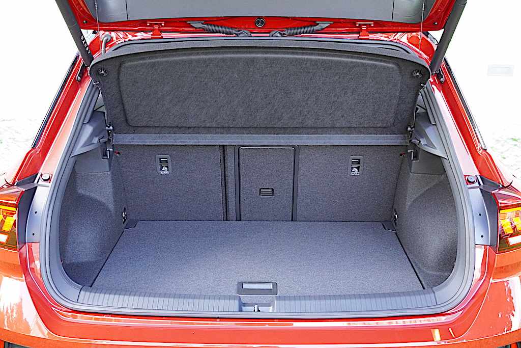 volkswagen-t-roc-2-0-tdi-2025-diesel-1968cc