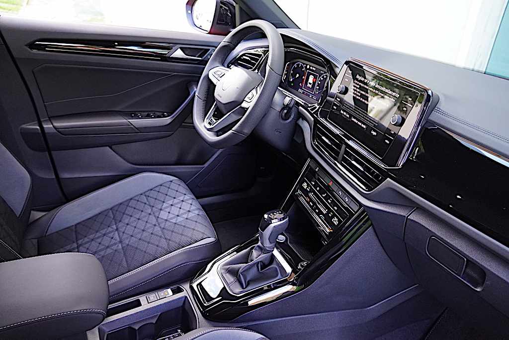 volkswagen-t-roc-2-0-tdi-2025-diesel-1968cc