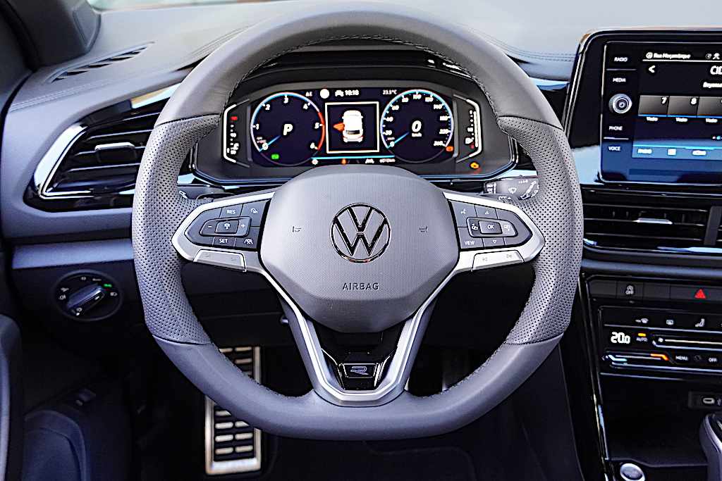 volkswagen-t-roc-2-0-tdi-2025-diesel-1968cc