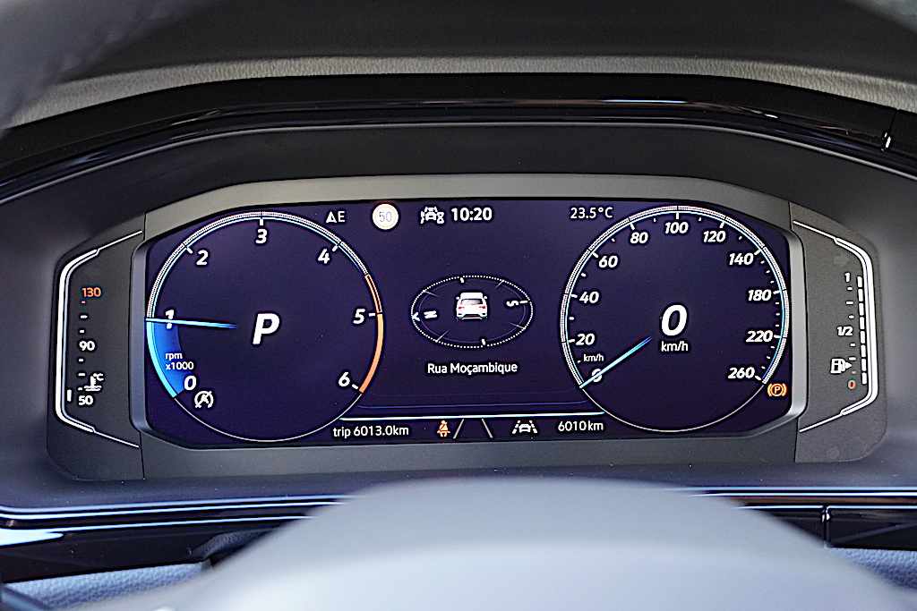 volkswagen-t-roc-2-0-tdi-2025-diesel-1968cc