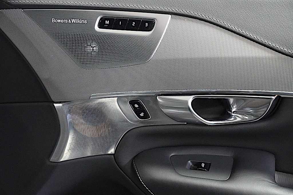 volvo-xc-90-2019-hibrido-a-gasolina-1969cc