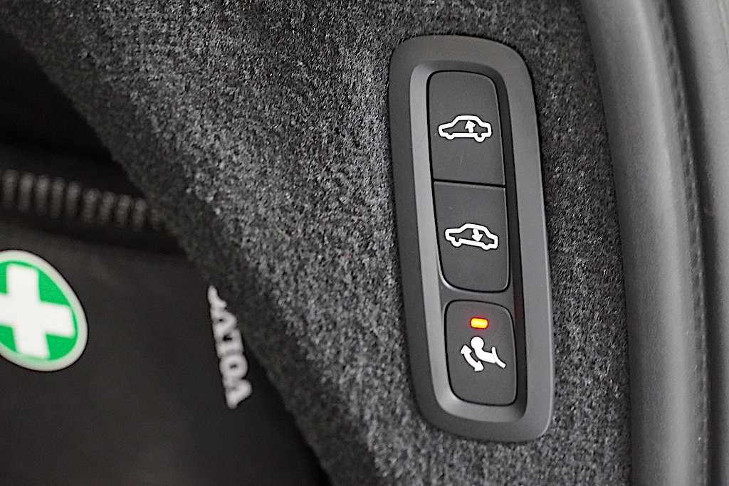volvo-xc-90-2019-hibrido-a-gasolina-1969cc